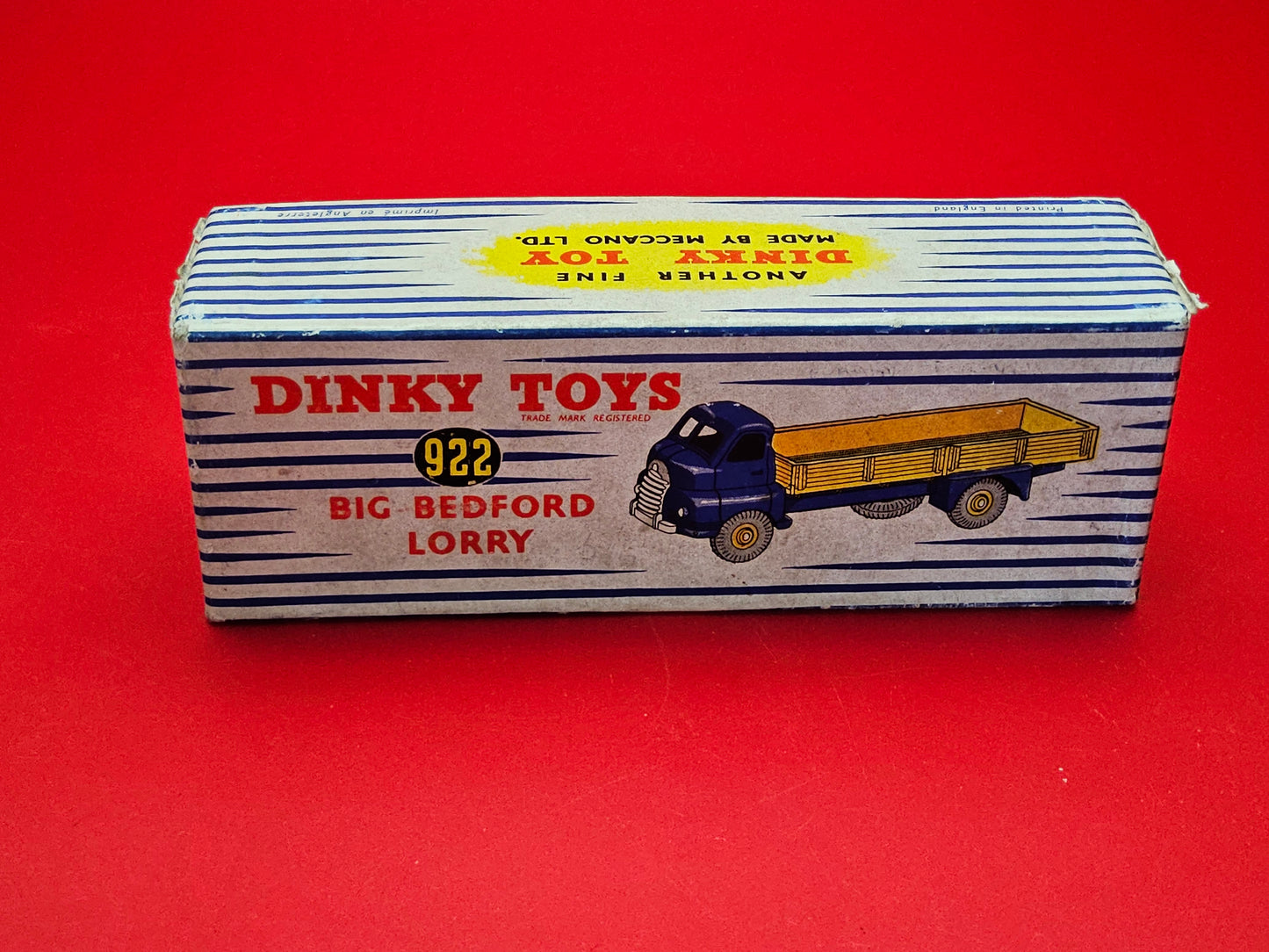 Dinky #922 big bedford lorry with original box