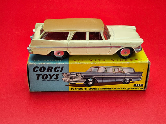 Corgi 219 Plymouth sport suburban station car with box
