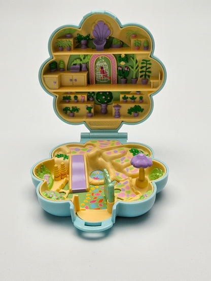 Polly pocket Midges flower shop 100% complete