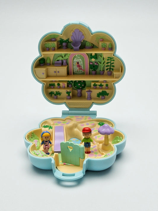 Polly pocket Midges flower shop 100% complete