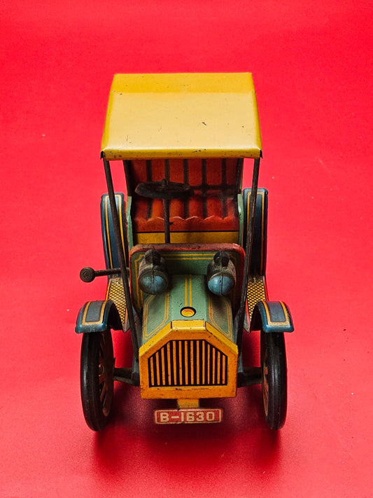 Tin plate car (working)