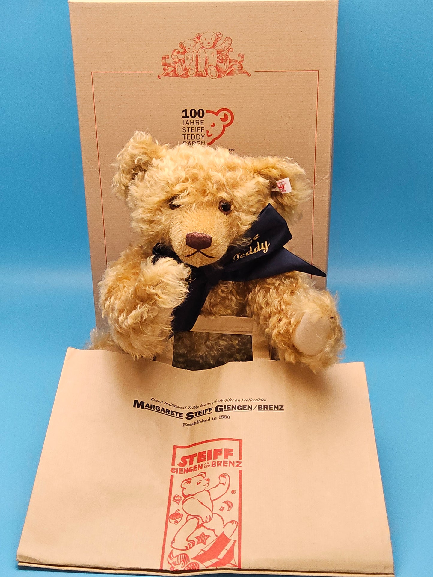 Steiff #670985 centenary bear with original paperwork and packaging