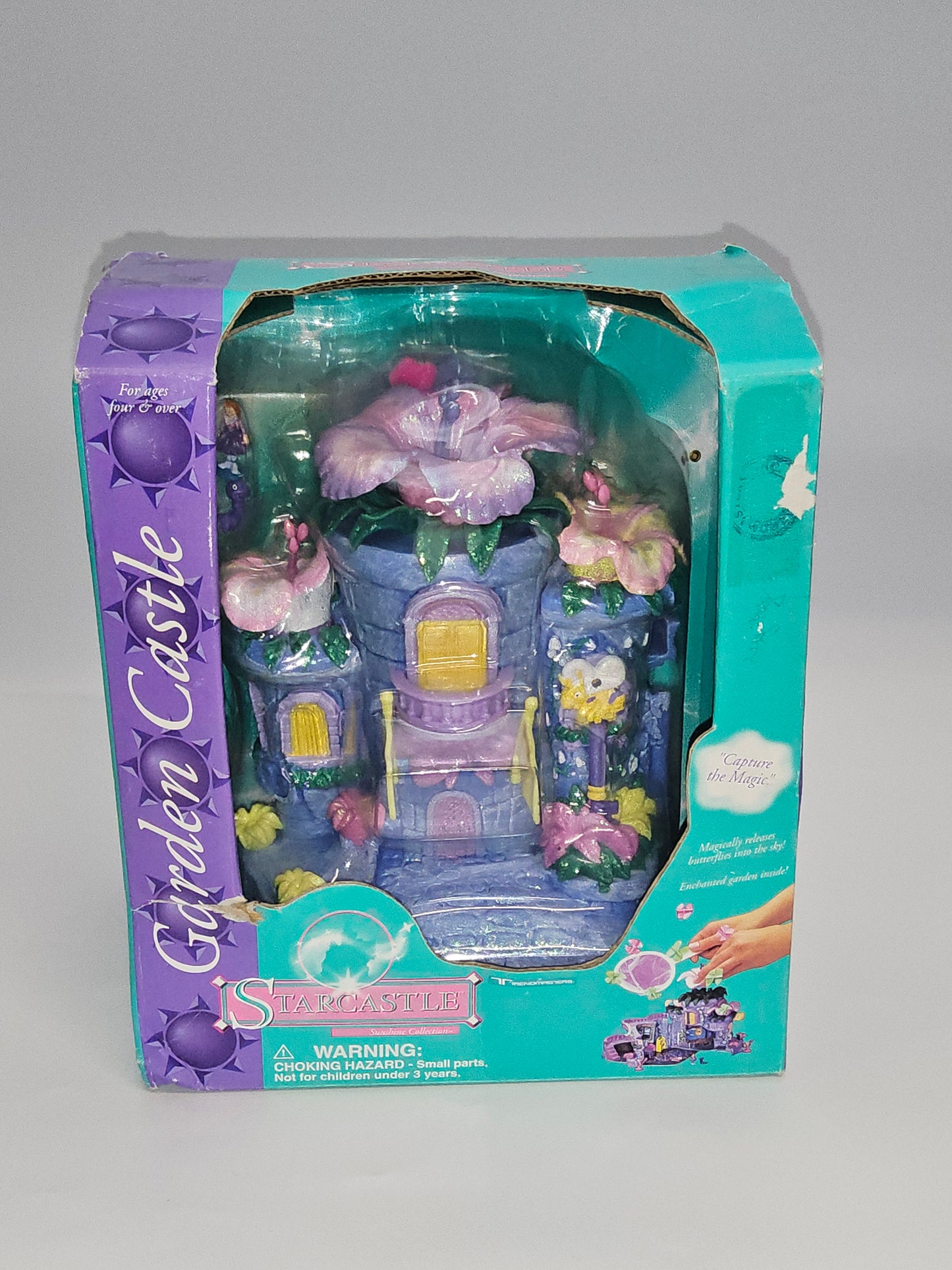 Trendmaster garden castle sealed in original packaging