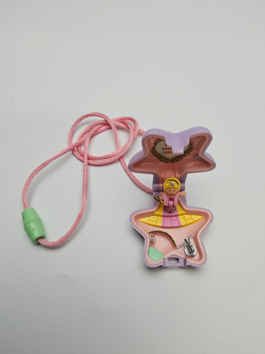 Polly pocket film star locket 100% complete