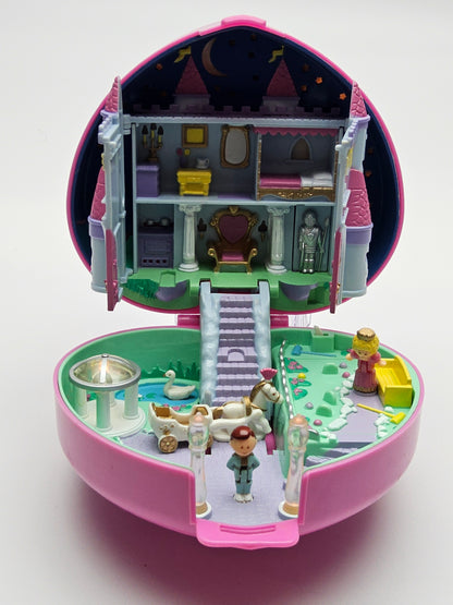 Polly pocket star light castle 100% complete (working lights)