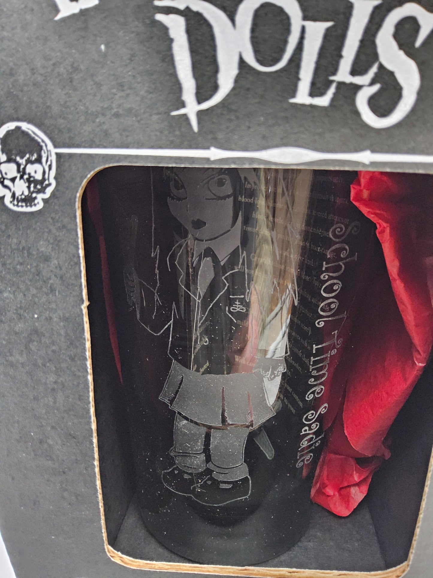 Living dead doll collectors etched glasses