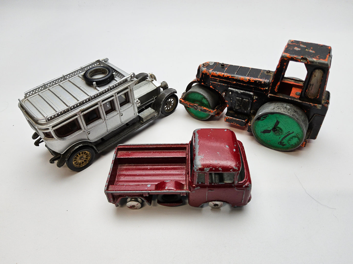 Bundle of dinky play work vehicles