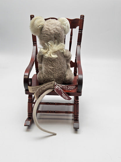 Charlie bear minimo Marley (missing scarf)