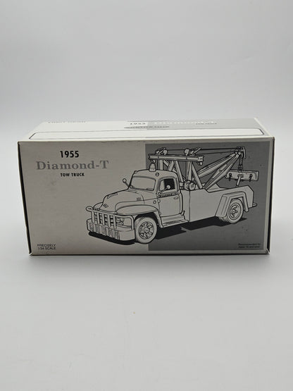 Danbury mint diamond t tow truck