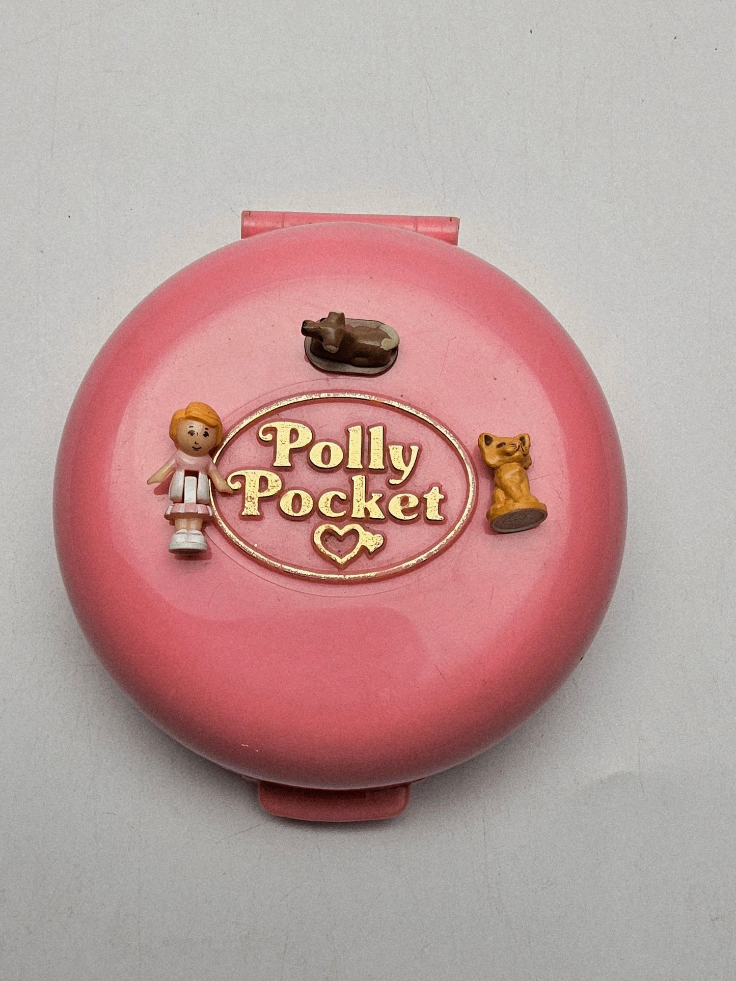 Polly pocket Buttons animal hospital (100% complete)
