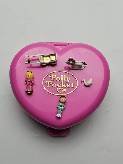 Polly pocket starlight castle 100% complete lights working