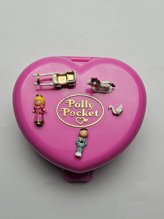 Polly pocket starlight castle 100% complete lights working