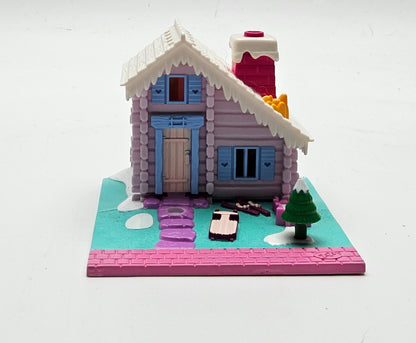 Polly pocket pollyville ski lodge 100% complete