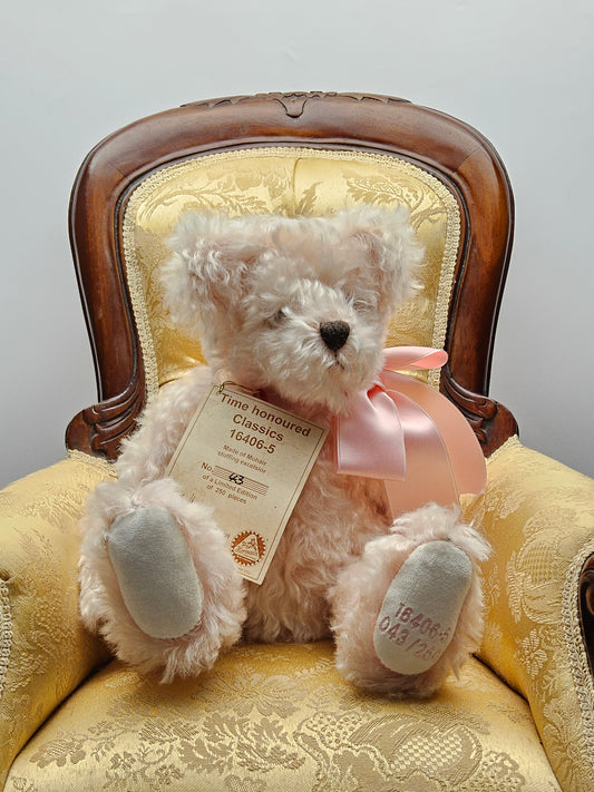 Traditional Herman Spielwaren bear