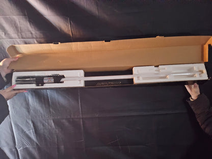 Star wars FX lightsaber collectable in complete box