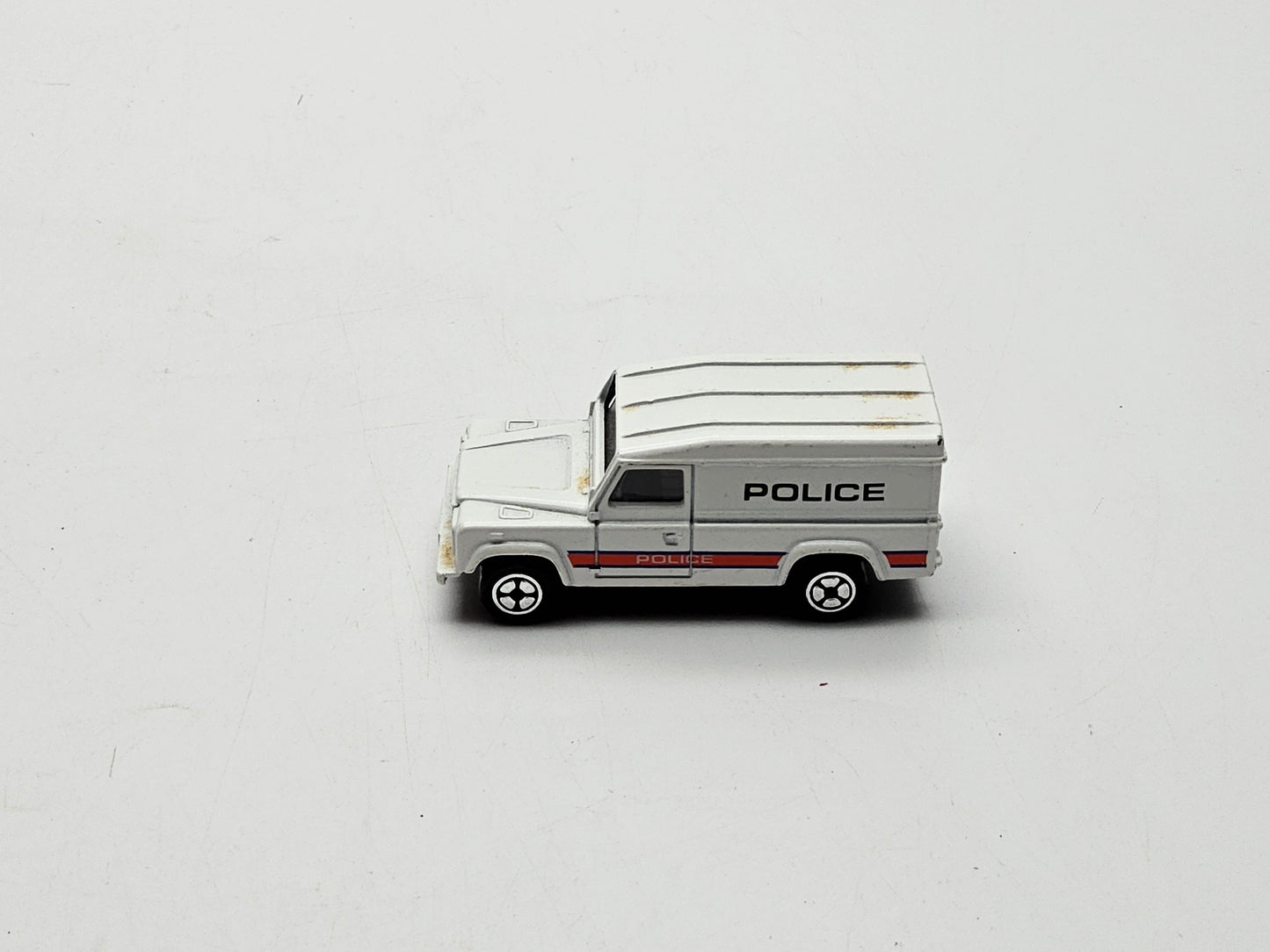 Corgi junior landrover 110 police van