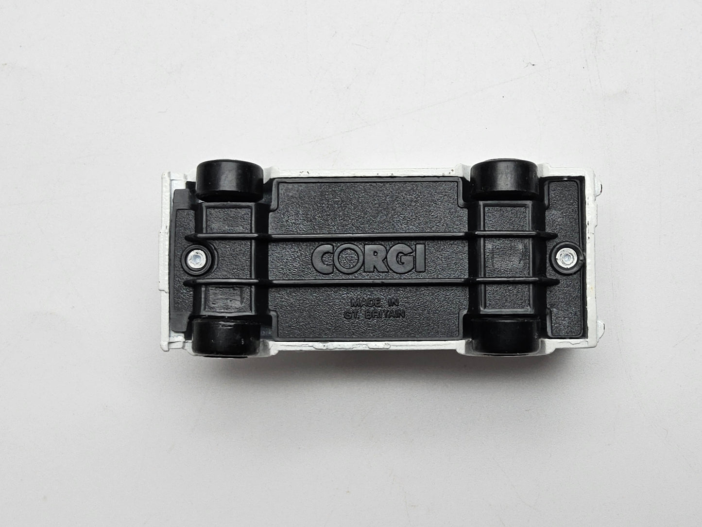 Corgi junior landrover 110 police van
