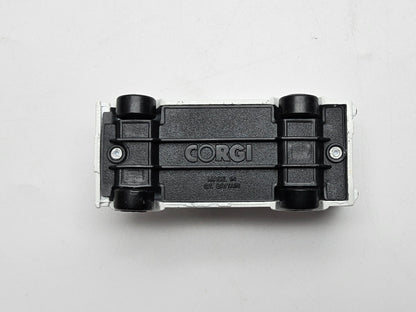 Corgi junior landrover 110 police van