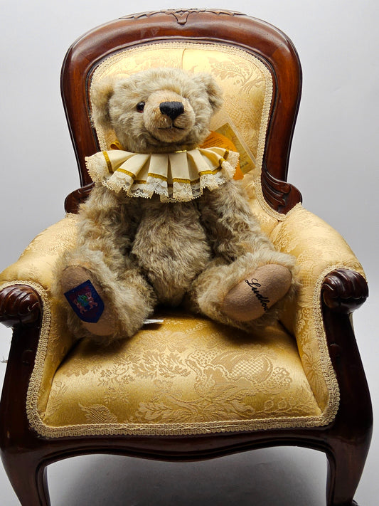 Merrythought Ludlow bear