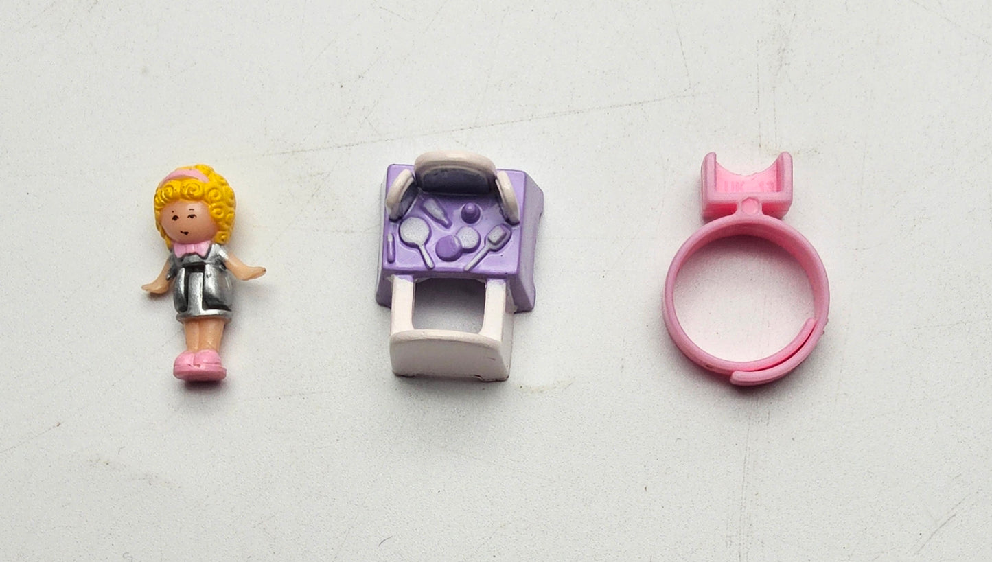 Variation dressing table ring (100% complete)
