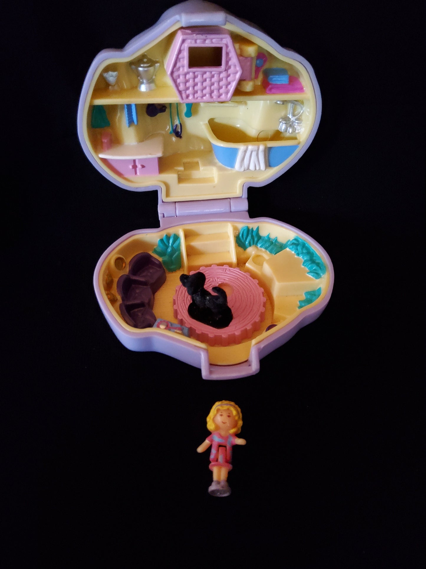 Polly pocket dazzling dog show 100% complete