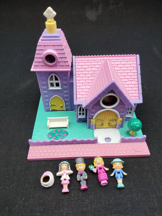 Polly pocket wedding chapel 100% complete