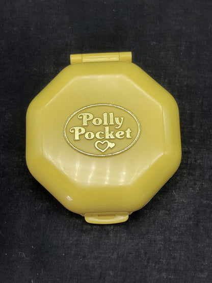Polly pocket hair salon compact 100% complete