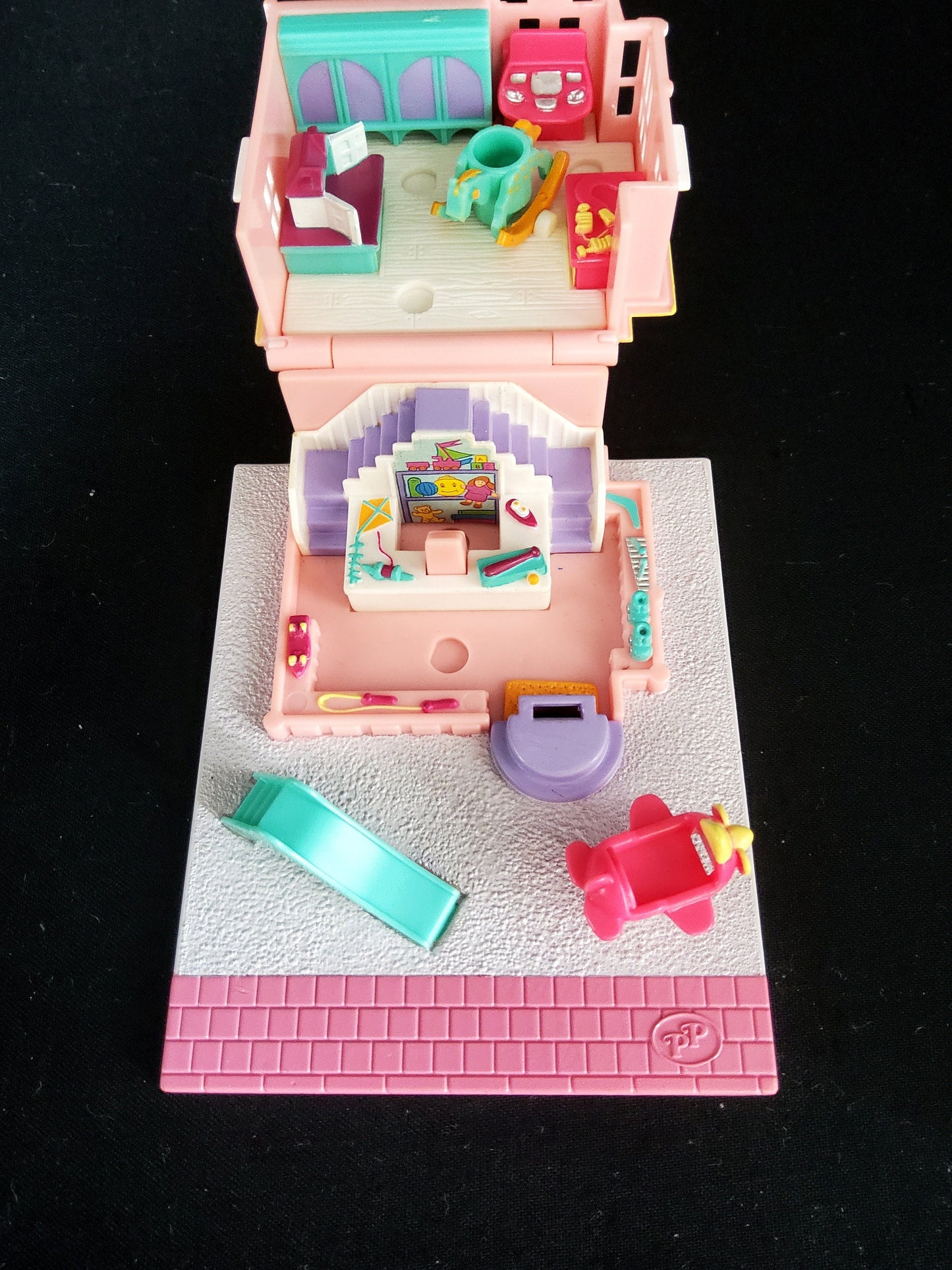 Polly pocket toy shop 100% complete