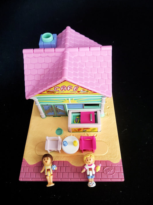 Polly pocket beach cafe 100% complete