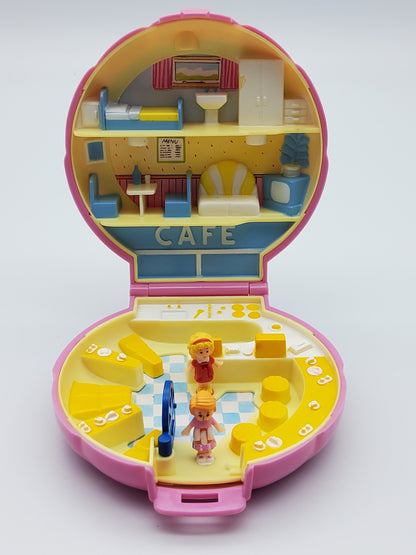 Polly pocket cafe compact 100% complete