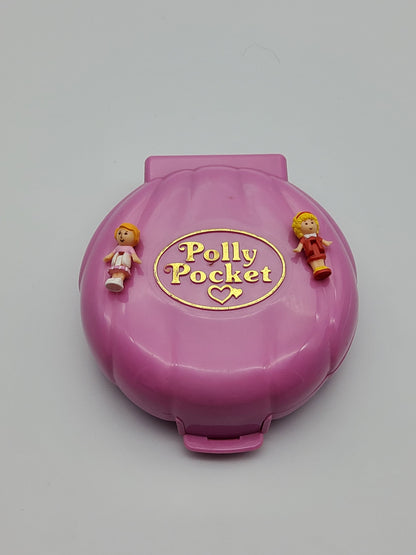 Polly pocket cafe compact 100% complete