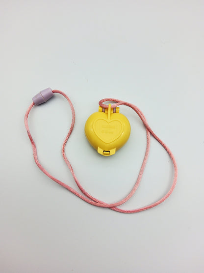 Polly pocket Polly in her bedroom locket 100% complete