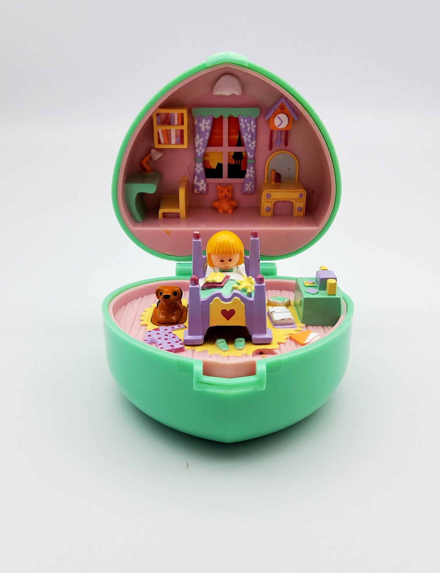 Polly pocket midges bedroom ring case 100% complete