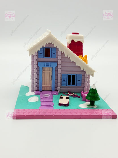 Polly pocket ski chalet 100% complete