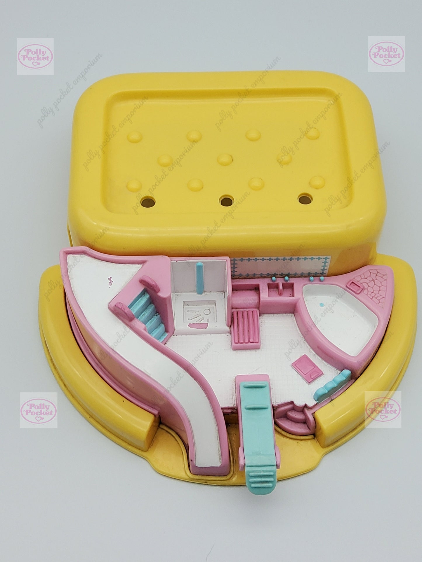 Polly pocket soap dish 100% complete