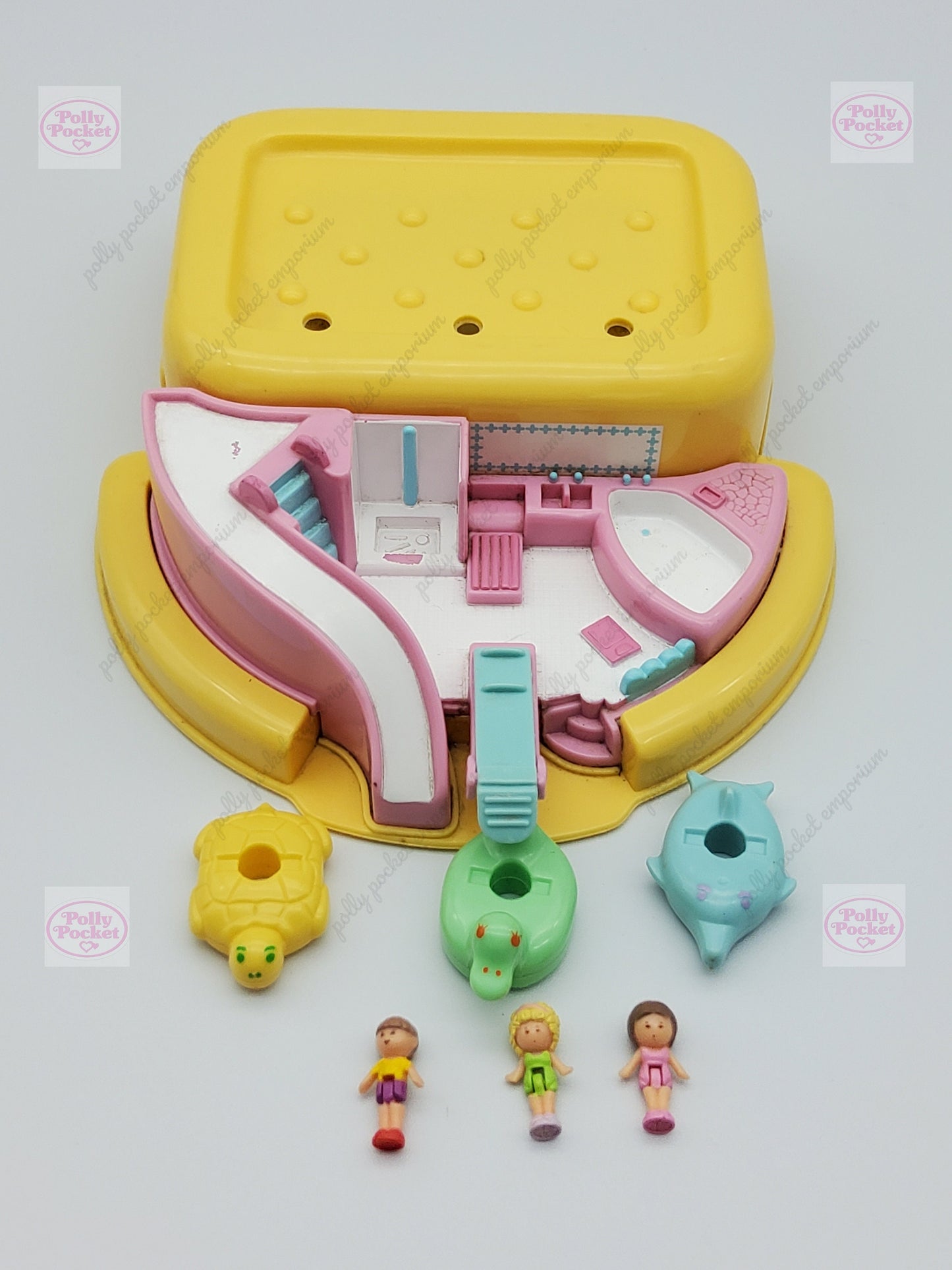 Polly pocket soap dish 100% complete