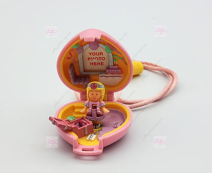 Polly pocket pretty present locket 100% complete