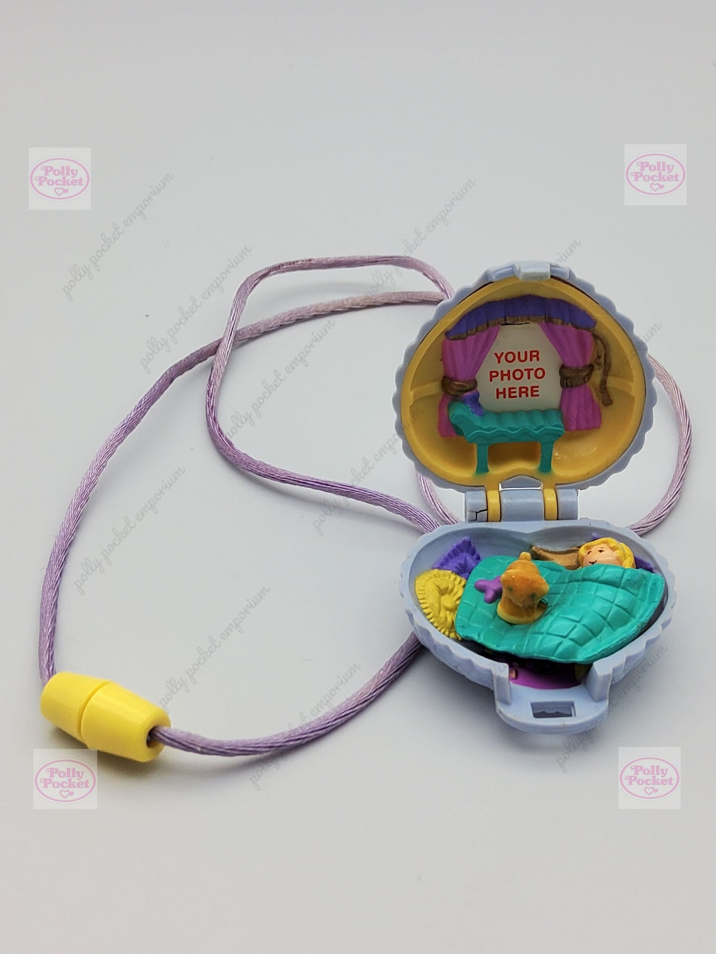 RARE Polly pocket fuzzy kitten locket 100% complete