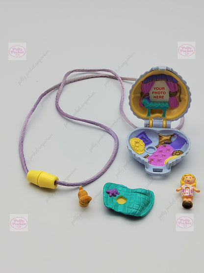 RARE Polly pocket fuzzy kitten locket 100% complete