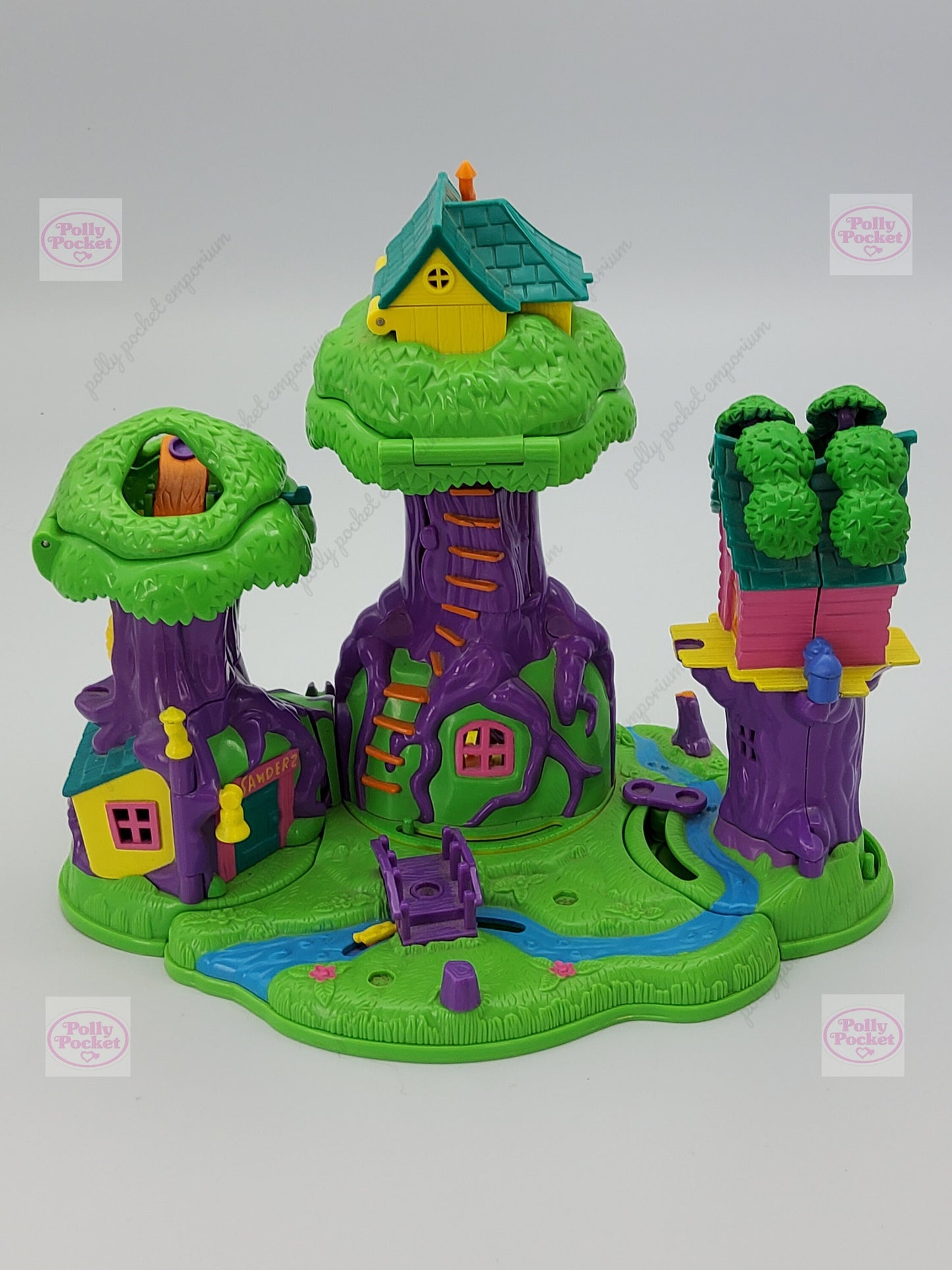 Polly pocket 100 acre wood playset 100% complete