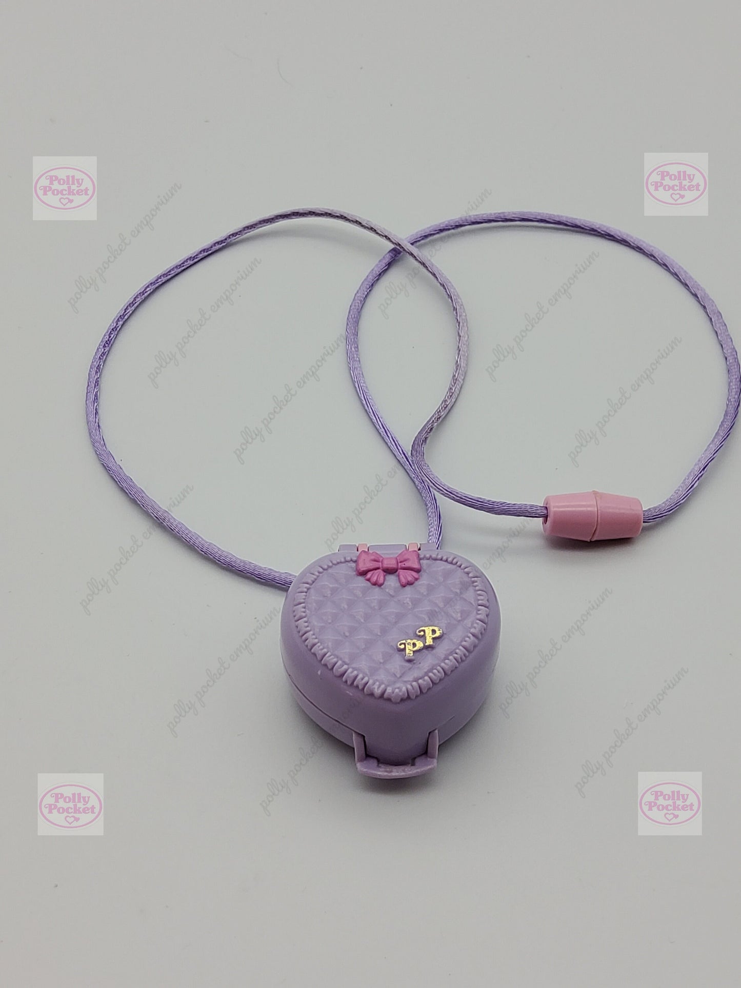 RARE Polly pocket baby and blanket locket 100% complete