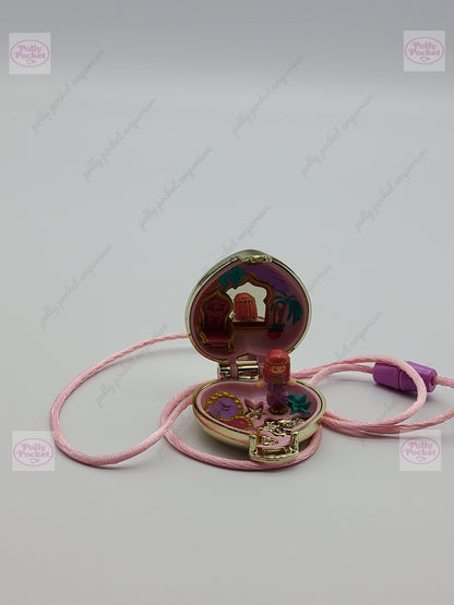 RARE Polly pocket palace locket 100% complete