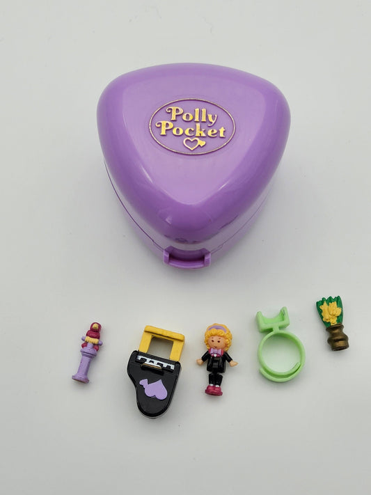 Polly pocket piano recital ring case 100% complete