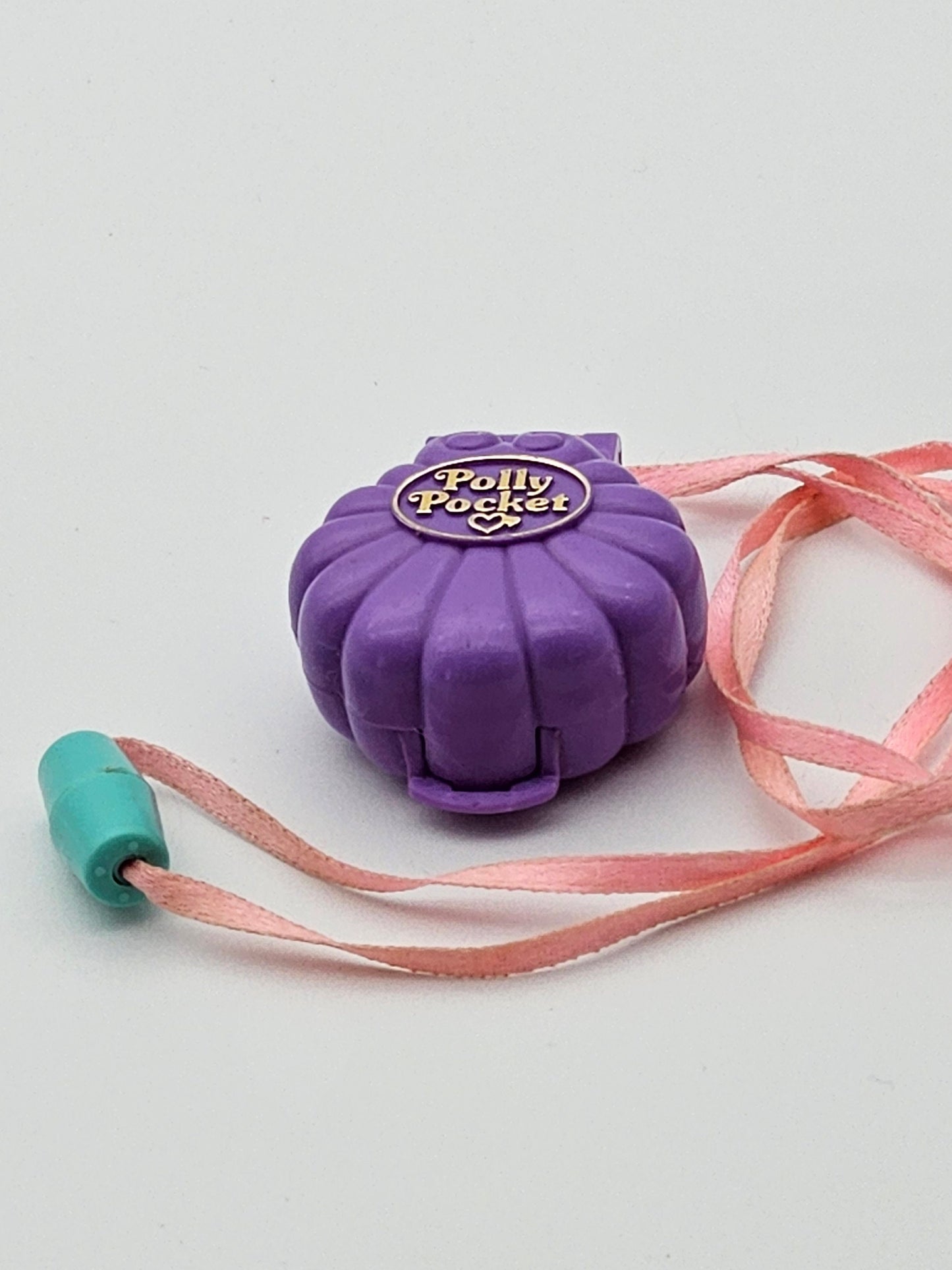 ULTRA RARE Polly pocket bluebird variation showtime locket 100% complete