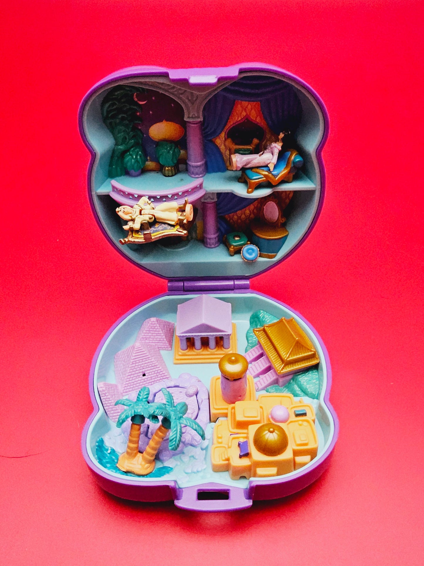 Polly pocket Disney Aladdin compact 100% complete