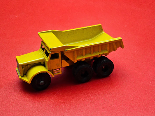 Matchbox number 6 Euclid quarry truck with original box